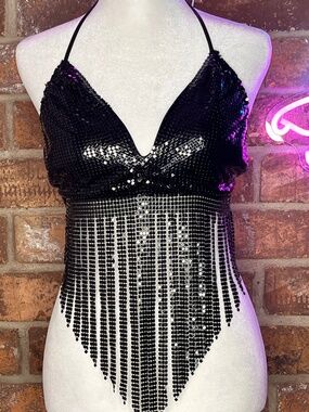 Glamorous Black Chain Design Halter Top